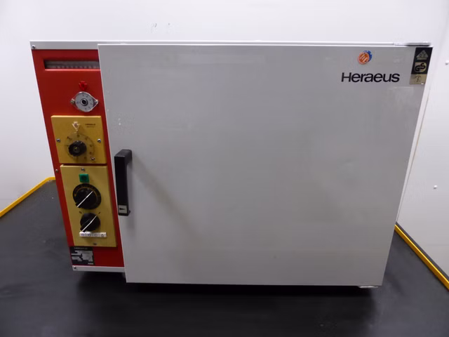 Heraeus B 5042 Brutschrank Inkubator Wärmeschrank Trockenofen