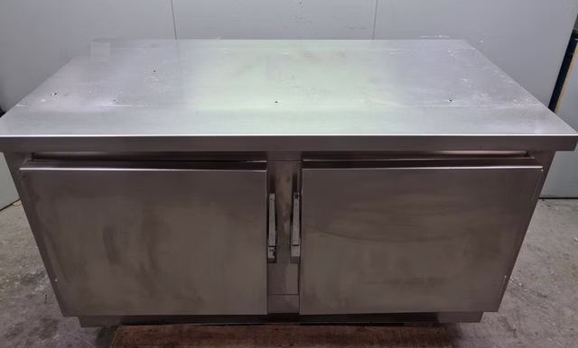 Gastronomie Kühltheke Edelstahl Kühltisch Kühlung 2 Fächer 90 x 158 x 80 cm