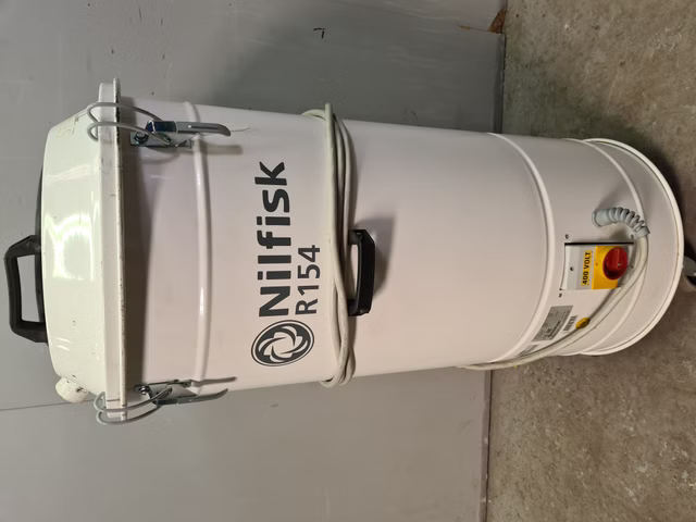 Nilfisk R154 Industriesauger R154 V 5PP Staubsauger 400 V Sauger 114 l Absauge