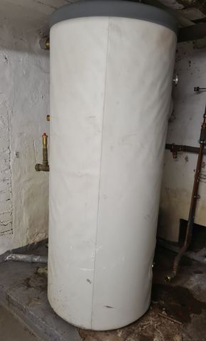 Vaillant VIH 300/7 bodenstehender Warmwasserspeicher 300 Liter Wasserspeicher