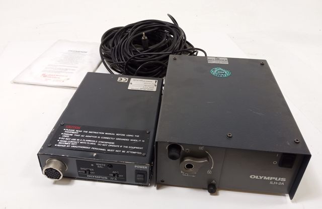 Olympus Lichtquelle ILH-2A + Olympus IV-6