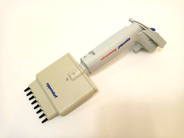 Eppendorf Research Pro 0,5-10 µl 8 Kanal Pipette Mehrkanal 10 autoklavierbar