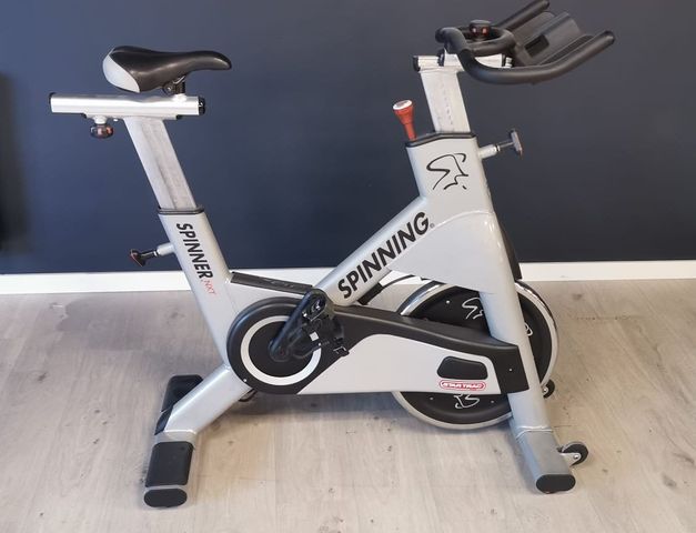 STAR TRAC Spinner NXT Spinner Cycle Cycling Bike Fitnessrad Heimtrainer
