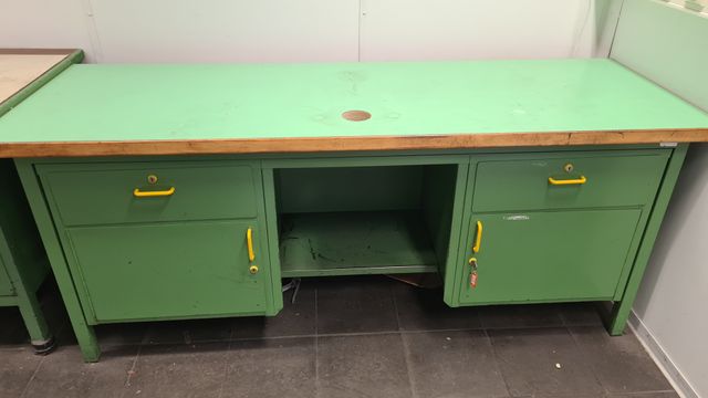 Werkbank Arbeitstisch Arbeitsplatz Werktisch 82x200x70cm 