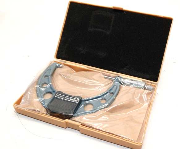 Mitutoyo Bügelmessschraube 100-125 mm Serie Ablesung: 0,01 mm