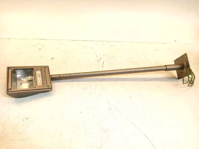 Licht-Konzept & Form A50 Strahler Beleuchtung mit Befestigung LED-Strahler 66cm