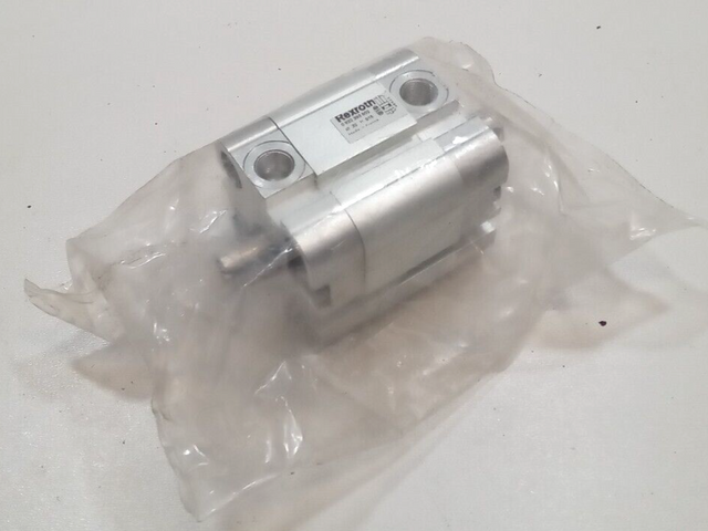 Rexroth 0 822 393 502 Pneumatikzylinder ⌀32 Hub 15 Pneumatik 0822393502 Zylinder