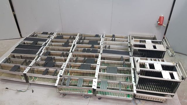 42x Stück Posten Rack z.B Haas Laser EFX19-420-003 uni pro RWCAN04-FST A, Netzteil, Steuereinschub, Prozessoren