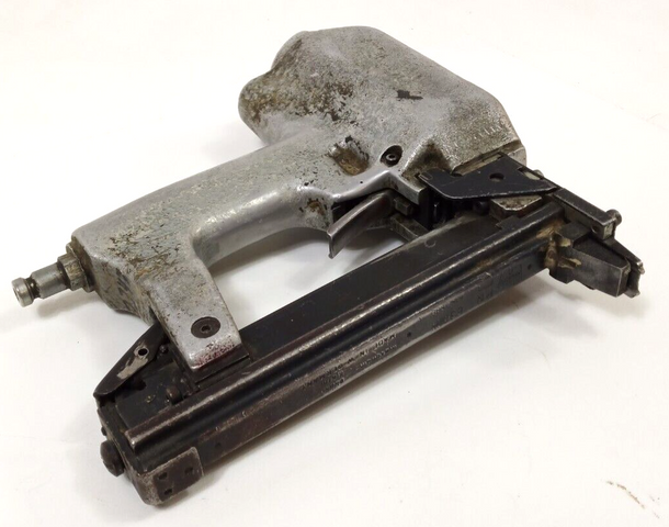 Haubold PN 630H Klammergerät Drucklufttacker Pneumatischer Tacker 615-630 ~6 bar