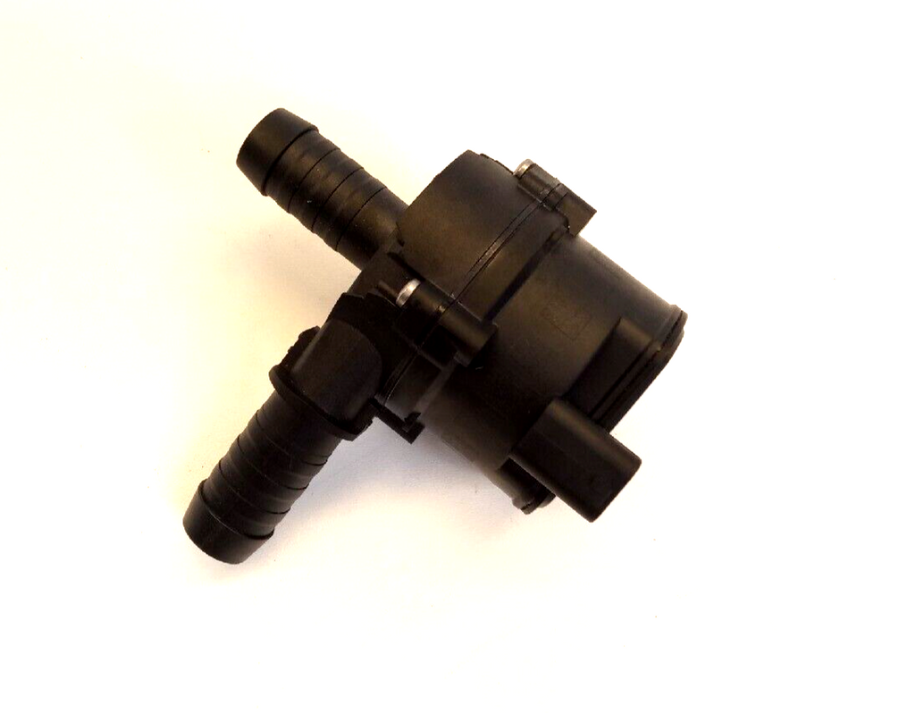 Ford 2366634 Pumpe KK21-18D473-BD Pump Wasserpumpe KK2118D473BD 