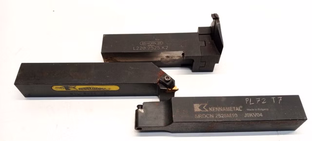 3x Wendeplattenhalten Horn L220.2525.K2 + Kennametal SRDCN 2525M10 + NSL 2525M2