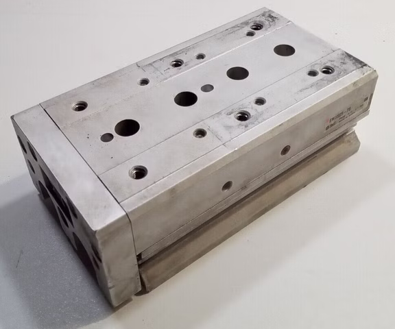 SMC EMX S 25-75 EMXS25-75 Kompaktschlitten  0.15-0.7 MPa Pneumatisch EMXS25-75