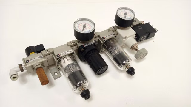 SMC Ventile Pneumatisch Regler EVHS2000-F02, EAF2000-F02D, EAR2000-F02 etc.