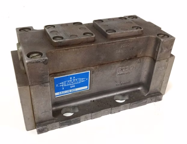 BOSCH 5/2-Wegeventil Ventil 0820 216 009