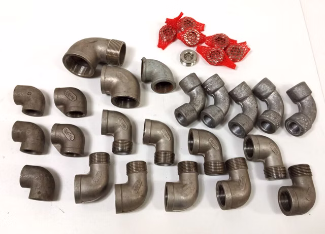Posten Temperguss Winkel verschiedene Varianten 150-1 1/2; 1"-150; 316-3/4 u.v.m