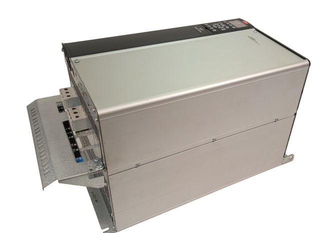 Danfoss VLT Aqua Drive FC-202P45KT4E20H1XGXXXXSXXXXA0BXCXXXXD0 131H3207 45kW
