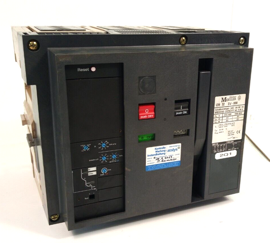 Klöckner Moeller IZM32 SV-800 Leistungsschalter 800A 230/400V 500/690 SV800