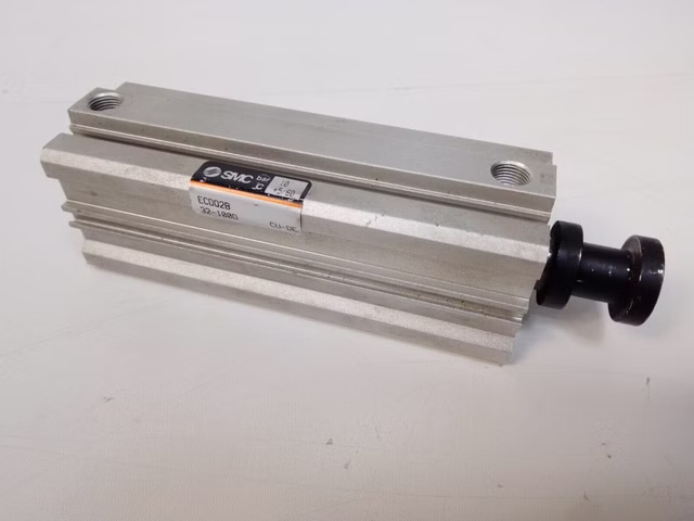 SMC ECQD2B32-100D Pneumatik Kolben Piston 32x100mm Doppeltwirkend