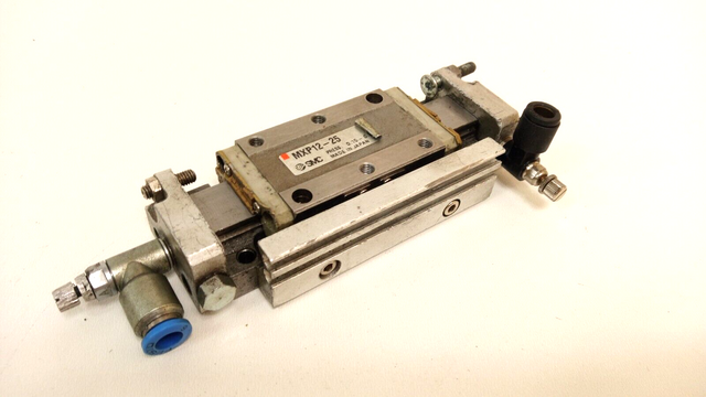 SMC MXP12-25 Pneumatik Präzisionsschlitten Linearführung Mini-Schlitten