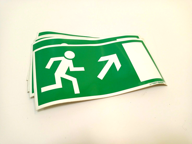 8x Notausaufkleber Notaus Aufkleber Fluchtweg rechts oben 30x15 cm Schild 67510