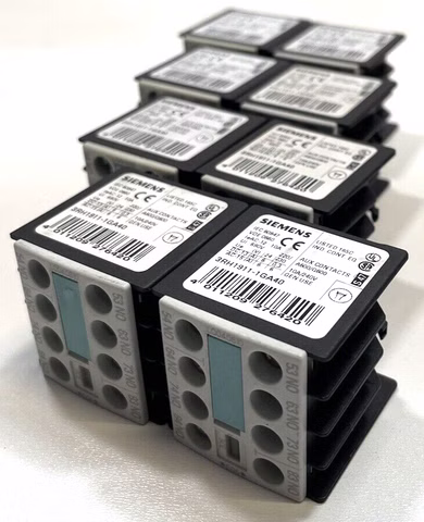8x Siemens Hilfsschalterblock 3RH19111GA40