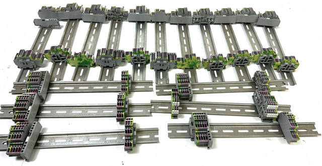 Posten Weidmüller Schiene Tragschiene inkl. verschiedene Wago Klemmen 17 Stück