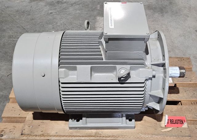 Lammers 16 BG 223-4MA66-Z 225M Elektromotor Motor 45 kW, 80 A