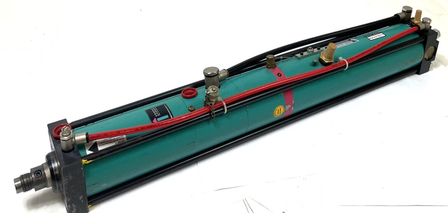 Tox Pressotechnik S4.30.100.6 Pneumohydraulischer-Zylinder S4301006