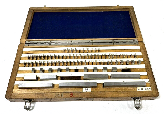 Robert Bosch P.M Endmaßsatz Maßsatz Endmaß Endmaßkasten 75 Teilig