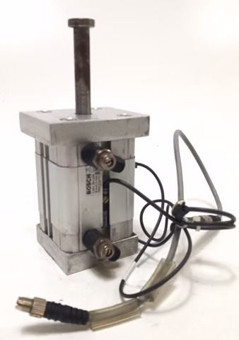 Bosch Pneumatik Zylinder 0 822 394 005 (H: 030)  inkl. Balluff, Rexroth, Ventil