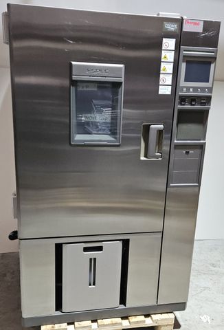 Espec PR-3KP Umweltprüfkammer -20 bis +100 °C Klimaprüfschrank 98 % rF 408 Liter