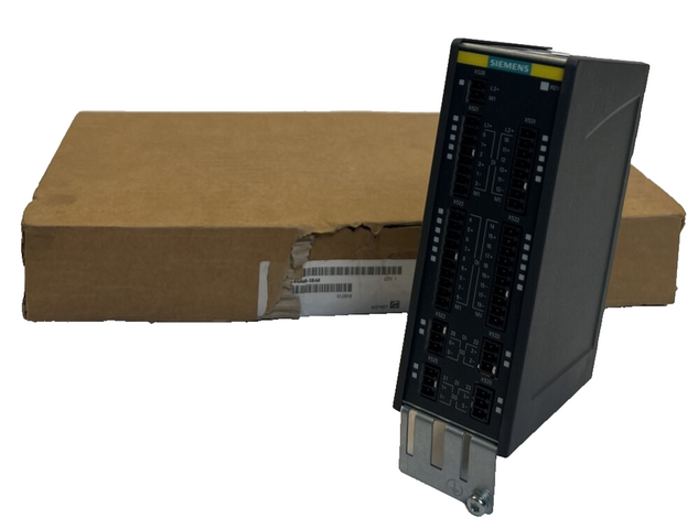 SIEMENS SINAMICS 6SL3055-0AA0-3BA0 Terminal Modul 6SL3 055-0AA0-3BA0 FS: D
