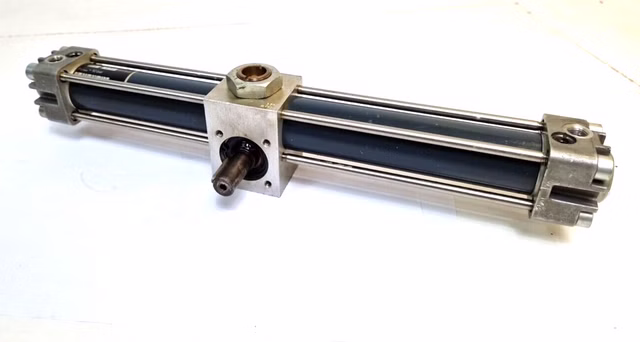 Bosch 0 822 930 213, 0822930213 Schwenkzylinder Zylinder 360M 0,90Nm/bar