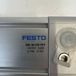 39063.JPG