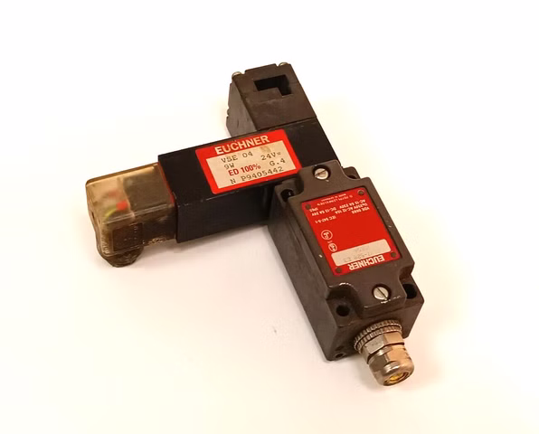 Euchner NZ1VZ-528E3 + VSE04 Sicherheitsschalter