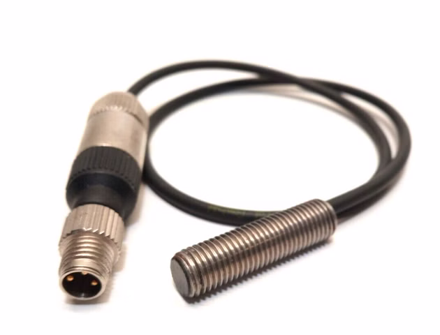Balluff BES 516-324-G-E4-C-S49-00,5  BES00P5  induktiver Sensor