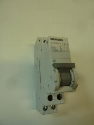 Siemens 5TE8 142 Gruppenschalter