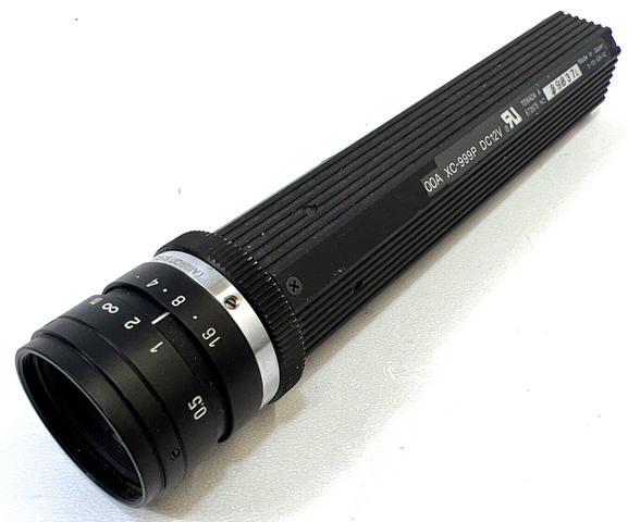 SONY XC-999P Kamera XC999P Farbkamera + Objektiv 1:1,6 Ø25,5 XC CCD Color Camera