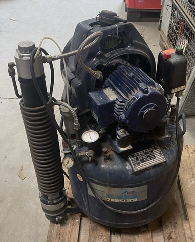 Dürr Dental BULLE Typ 3621 Kompressor 400V