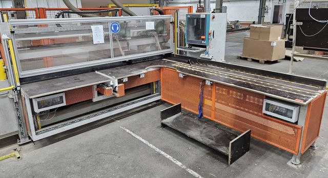 ZIM Hülsta Rückwandsäge 2 verfahrbare XY Benz Säge-/Bohraggregate