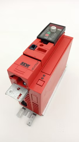SEW-EURODRIVE MOVITRAC B MC07B0011-5A3-4-00 Umrichter 1,1kW 3~400V
