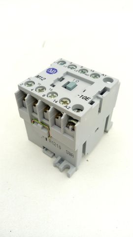 Allen Bradley 100-M12NZ*3 Schütz 24V DC Leistungsschütz 12A 3-polig 100M12NZ3