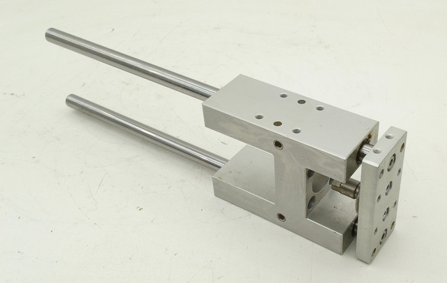 G.A.S. Führungseinheit HP 32 B Hub 85 Pneumatik Lineareinheit Führung Modul