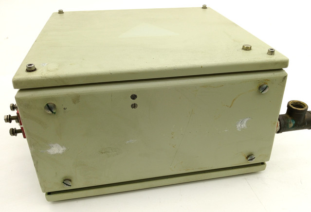 Hüttinger Oszillatorgerät TJG 2,5/300 HF-Generator 2,5 kW 300 kHz – A51-0225