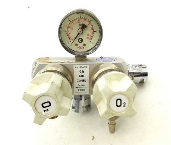 O2-Druckminderer 3,5bar Sauerstoffregler Medizinalgas Regler 5–15l/min