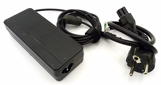Huntkey HKA09019047-6U Netzteil Adapter Ladegerät 19V 4.74A Stromversorgung