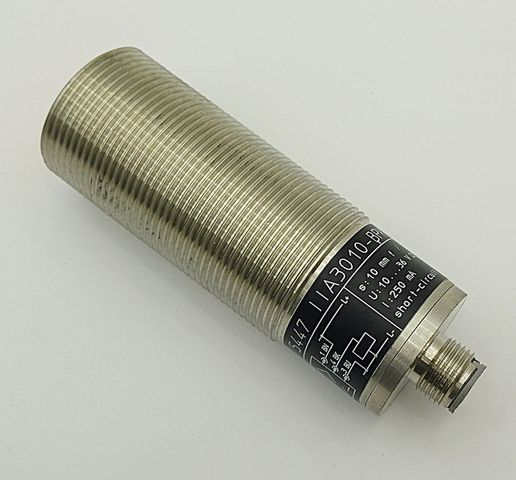 Induktiver Näherungsschalter IA3010-BPKG/US Sensor 10–36V DC 250mA M30 Gewinde