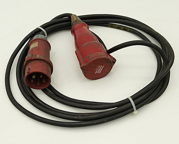 Mennekes Typ 21039 Verlängerungskabel Kabel Stecker Kupplung Dose 4m