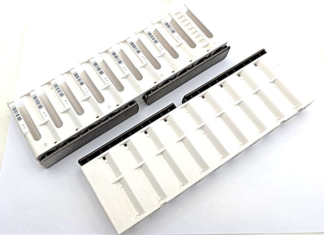 2x Wright Engineered Plastics 9211638 Rev H Reagenzglashalter