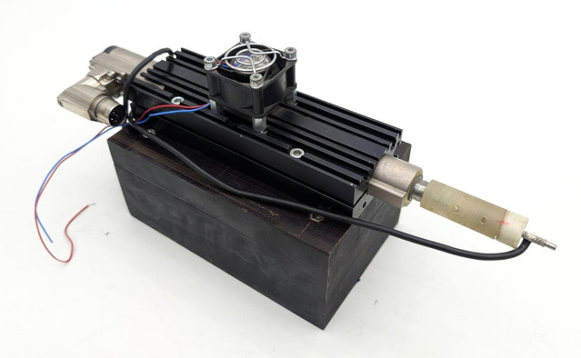 LinMot 0150-2117 PF02-23X170 Direktantrieb-Linearmotor